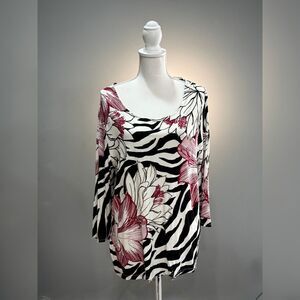 Chico's Floral Zebra Boatneck Top Size 3 (16) EUC